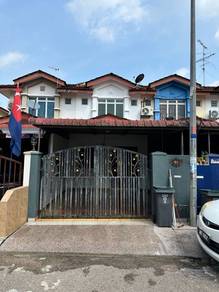 Taman bestari indah, ulu tiram, 2 storey, medium cost, renovated.