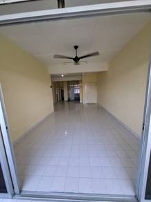 Pasir Gudang / Tanjong Puteri Apartment