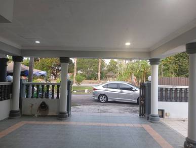 Semi D Single Storey House
