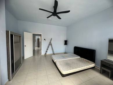 Taman Bukit Indah 2 storey house For Rent