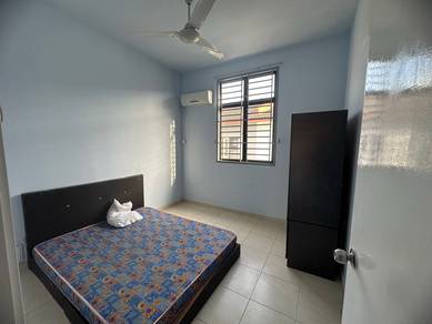 Taman Bukit Indah 2 storey house For Rent