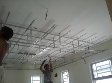 Khidmat Memasang Ceiling Cornice Partition Glass