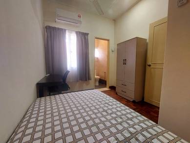 Putra Heights room for rent 