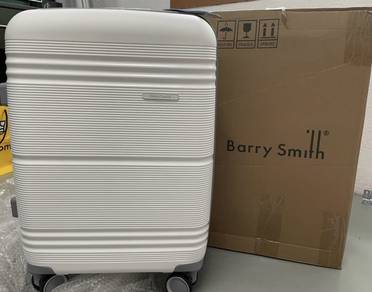 20 inch Barry Smith Luggage