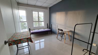 [2 mins to Saga Highway ] Office for rent in Saujana Impian, Kajang