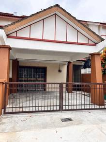 [ Tmn Tunku Sarina] 2 stry rumah lawa n bersih, location hot demand
