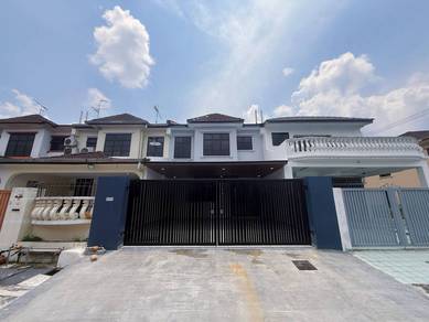 Desa Cemerlang Renovated 2 Storey House for Sale