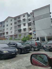 Rumah flat