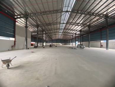 IKS Simpang Empat/Bukit Minyak/Warehouse with Loading bay for Rent