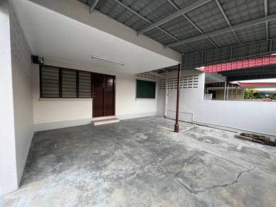 1 Storey Terrace (Corner), Taman Boon Bak For Rent