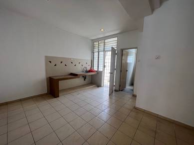Seri Palma, Botani 2 Storey Terrace House For Rent