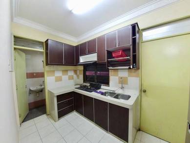 Level 5, Renovated Mentari Court Apartment Bandar Sunway