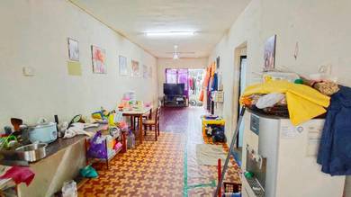[Below Market] 3Bed 2Bath/ Tasek 64 Flat/ Full Loan Available Renovate