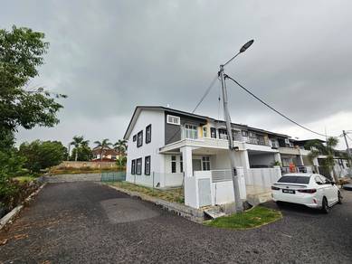 Freehold corner lot Double storey terrace at Cheng Melaka