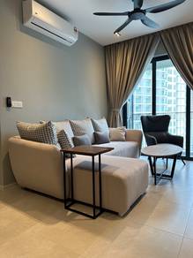 4bedroom fully furnish Designer furniture Corner unit city view