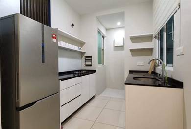 Reflections Condo FURNISHED near Airport Bridge FTZ Queensbay Cargo