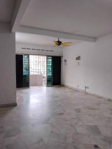 [Near LRT Ground Floor] Goodyear Court 3