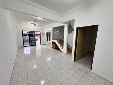 Below MV‼️Taman Seri Janggus📍Teres 2 Tingkat🏡