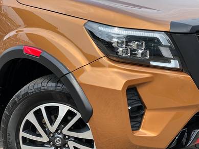 Nissan NAVARA V SE 2.5 VL REVERSE CAM F/LEAHT