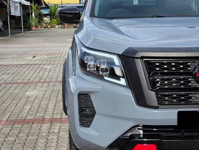 Nissan NAVARA 2.5 VL (A) CONVERT PRO-4X B/KIT