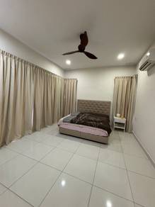 For Sale @ JB TOWN *R&F Princess Cove*