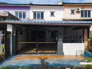 RENOVATED Double Storey Taman Sri Haneco Semenyih
