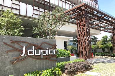 Below Market J.dupion Fully Furnish 2 Carparks Well Kept Cozy Clean