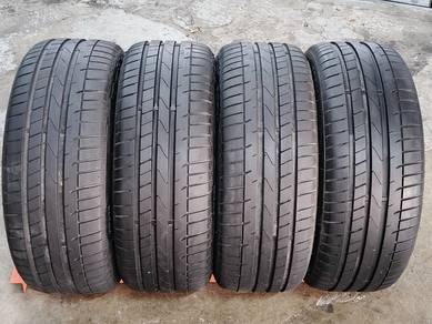 Tayar Petias 215 55 17 Used Tyre