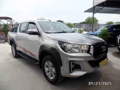 Toyota HILUX 2.4 G  MANUAL FULLSPEC  4X4