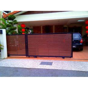 sliding gate wiht mild steel