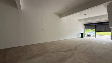 Best Deal! Brand new shop! Machang Bubok Ground Floor For Rent