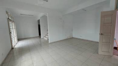 DOUBLE STOREY CORNER at limbungan / chain ferry / butterworth／raja uda