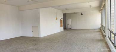 Taman Bukit Serdang 1st Floor Shop Jalan BS 5 Seri Kembangan