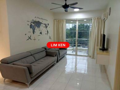 Gold Coast Resort Condominium, Queensbay Bayan Lepas (nice unit)