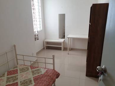 Suasana Lumayan Condo room  for rent Female