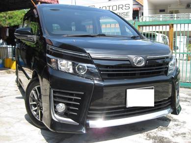 Toyota VOXY ZS 2.0 Kirameki 2PD 7Seat Android