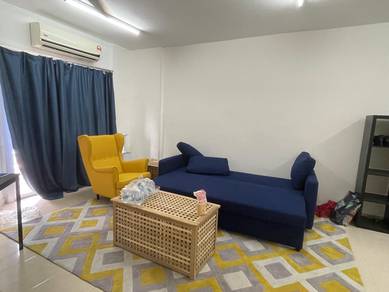 Low floor lake view fully furnished for sale