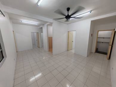 4 bedrooms medium cost Flat, newly painted, 1x reserve car park