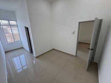 Double Storey Terrace House, TAMAN PUTERA INDAH, 83000 Batu Pahat