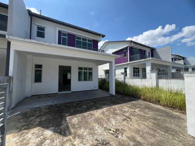 HOUSE FoR SALE @ LAVENDER @ PULAI MUTIARA @ 2 STOREY CLUSTER