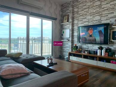 1-World Condo High Floor Fully Furnished 2 Carpark Renovated