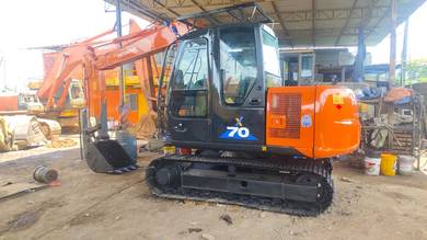 Hitachi ZX 70