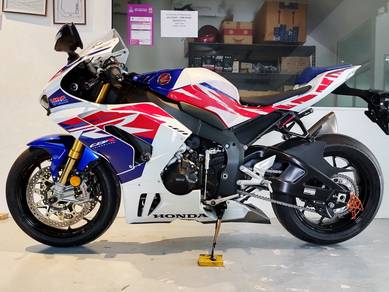 Honda CBR1000RR-R SP 30th Anv