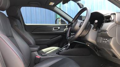 Honda HR-V 1.5 HEV RS (loan kedai)
