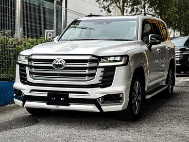 Fee Modelista LC300 Toyota LANDCRUISER 3.5 ZX