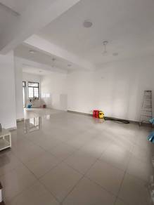 Kota Bayuemas - 2sty House 24x80 Basic Condition Gated & Guarded