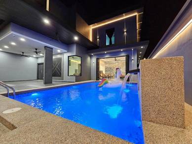 【Seremban Superlink Corner House 52x75】 Monthly 2.5k  Gated & Guarded