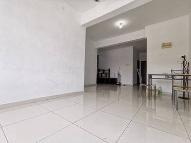 Shop lot apartment @ Jalan EJ 3, Ehsan Jaya