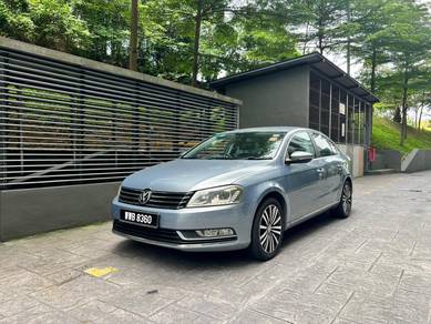 Volkswagen PASSAT 1.8 TSI (CBU) (A)
