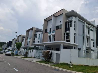 3 Storey cluster House For Rent @ Jalan Sentral Nusa Sentral Iskandar